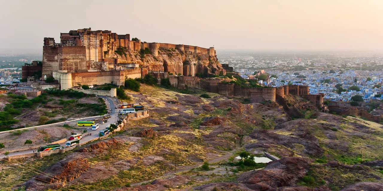Explore Udaipur to Jodhpur: Perfect Sightseeing Day Tour