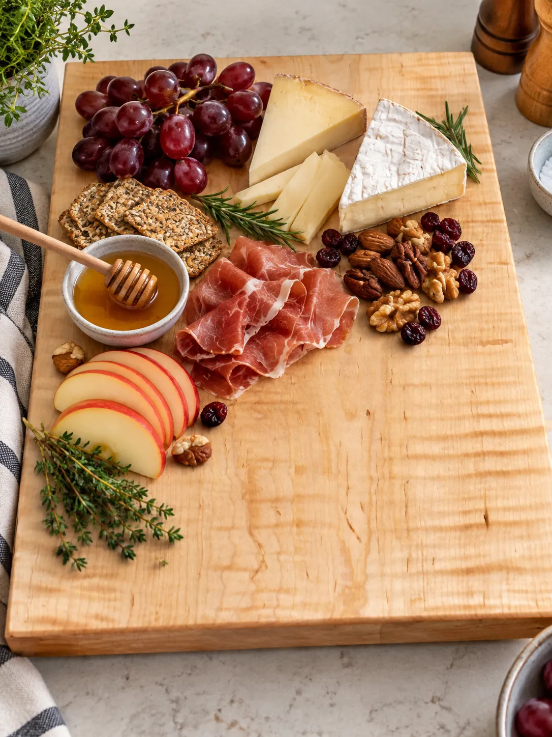 Solid Wood Cutting Boards: What Makes a Quality Hardwood Cutting Board Worth Buying?