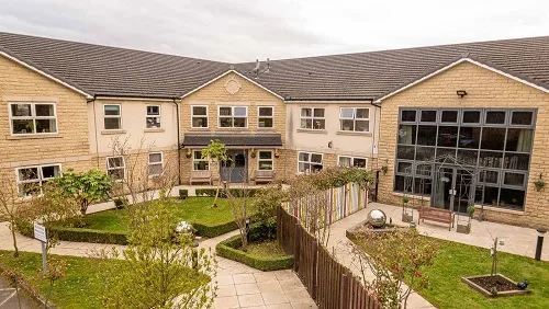 How to Choose a Dementia Care Home Builder