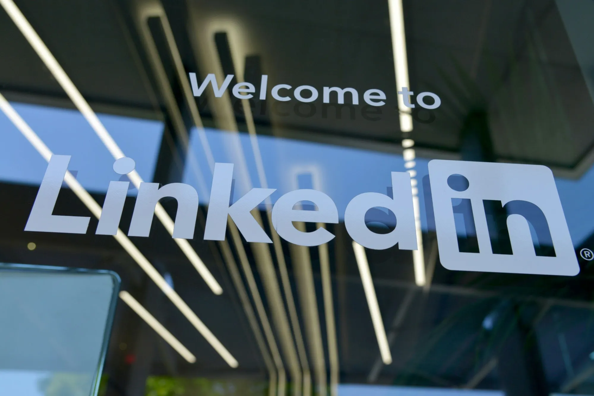 Building a Successful Network with Linkedin