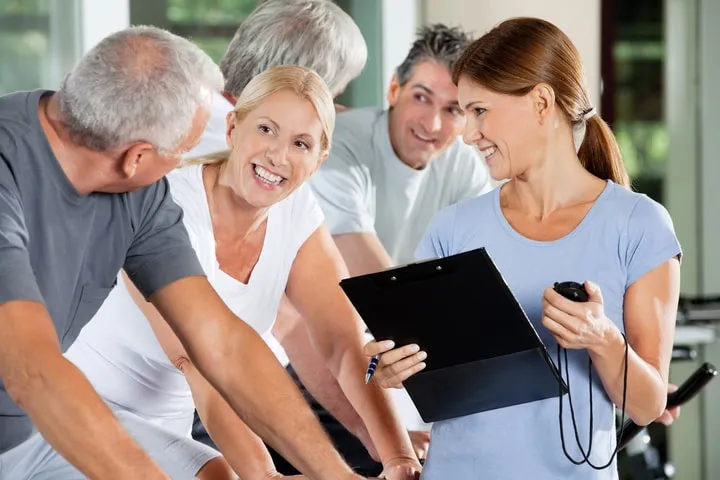 How to Set Realistic Fitness and Wellness Goals with a Health Coach