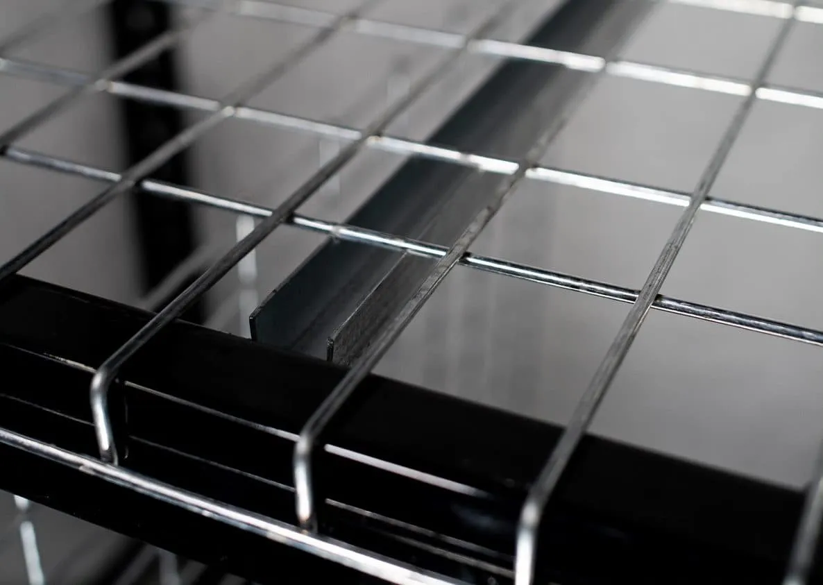 The Role of Protective Coatings in Galvanized Pallet Rack Wire Decking