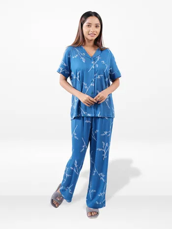 Essential Athletic and Leisure Wardrobe Foundations for Men and Women