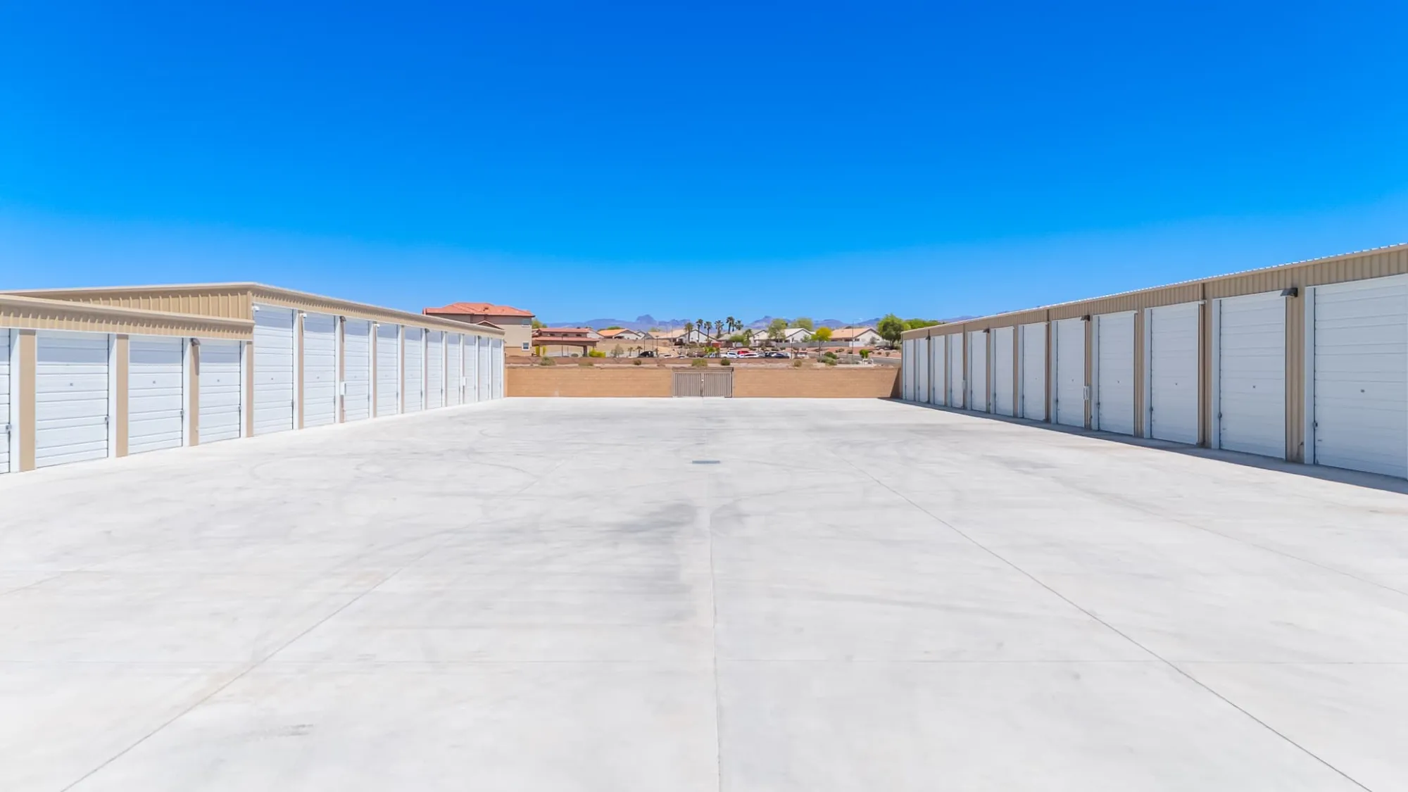 Choosing a Storage Facility in Fox Creek for Household Belongings