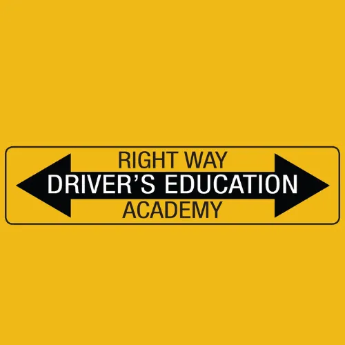 What to Know Before Enrolling in a Truck Driving Academy in Colorado