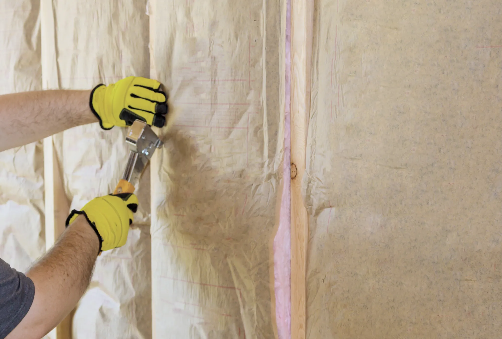 How to Maintain Blown-In Insulation for Long-Term Energy Efficiency and Performance in Myrtle Grove, FL