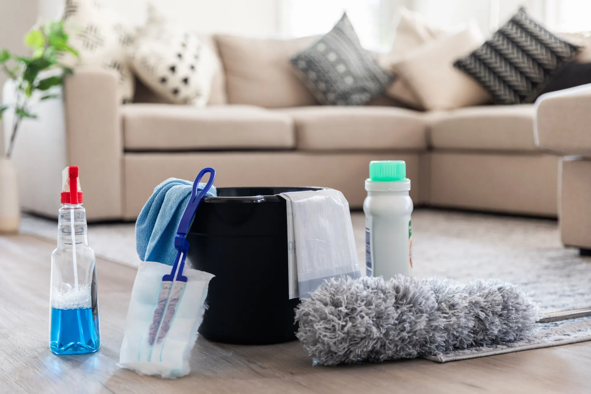 What to Look for When Choosing a Cleaning Team for Your Home