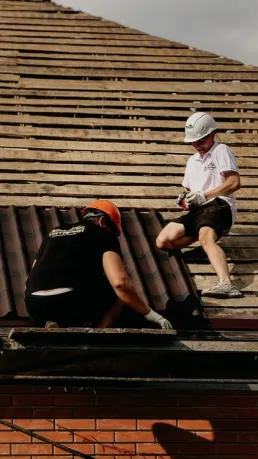 7 Things to Compare When Choosing Roofing Contractors