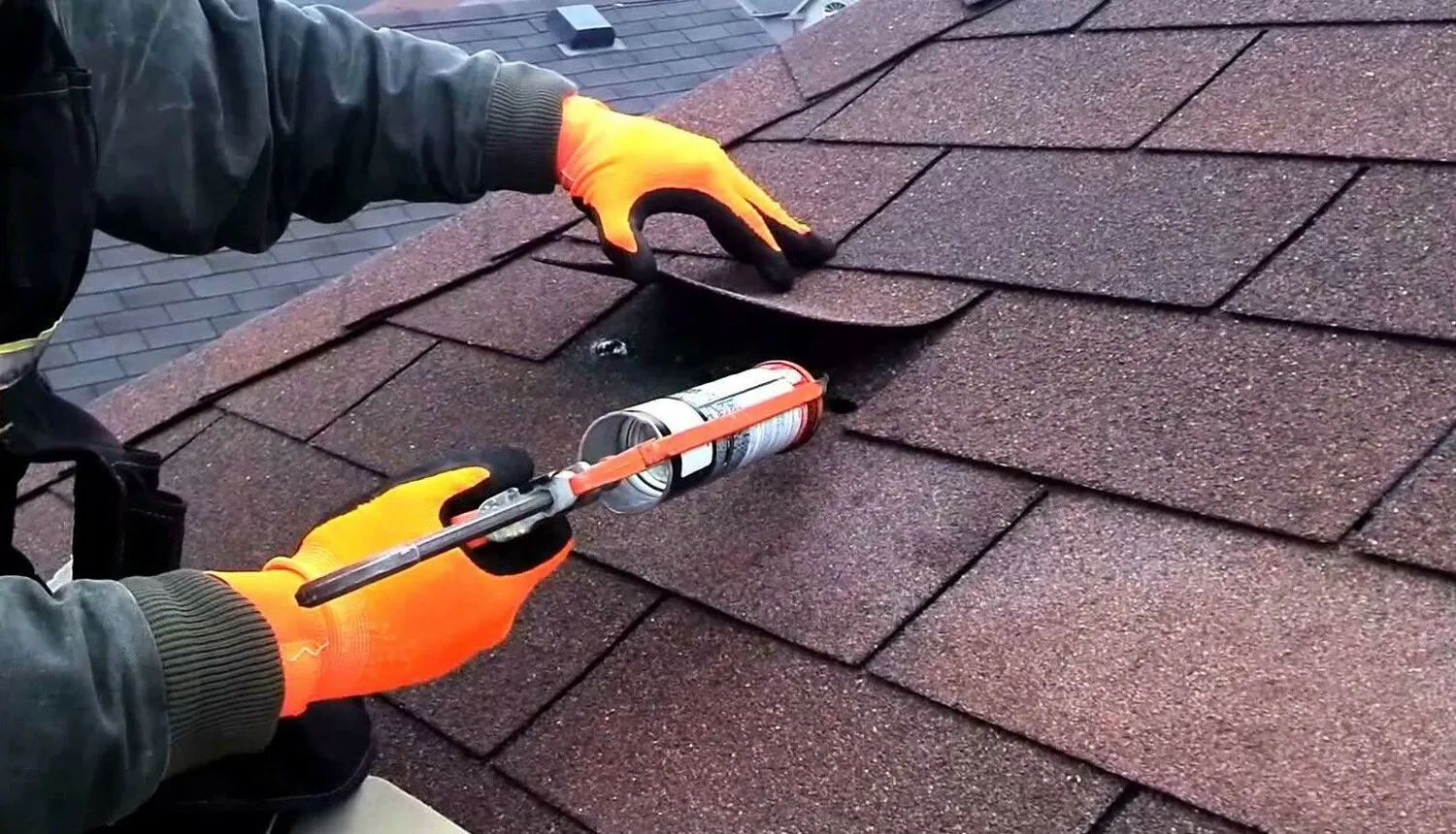 Different Types of Roof Waterproofing Systems and Their Applications