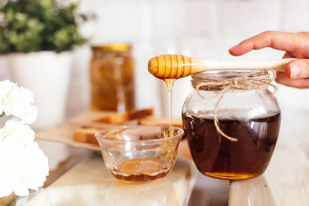 Raw, Organic Honey Has All The Benefits You Might Want.