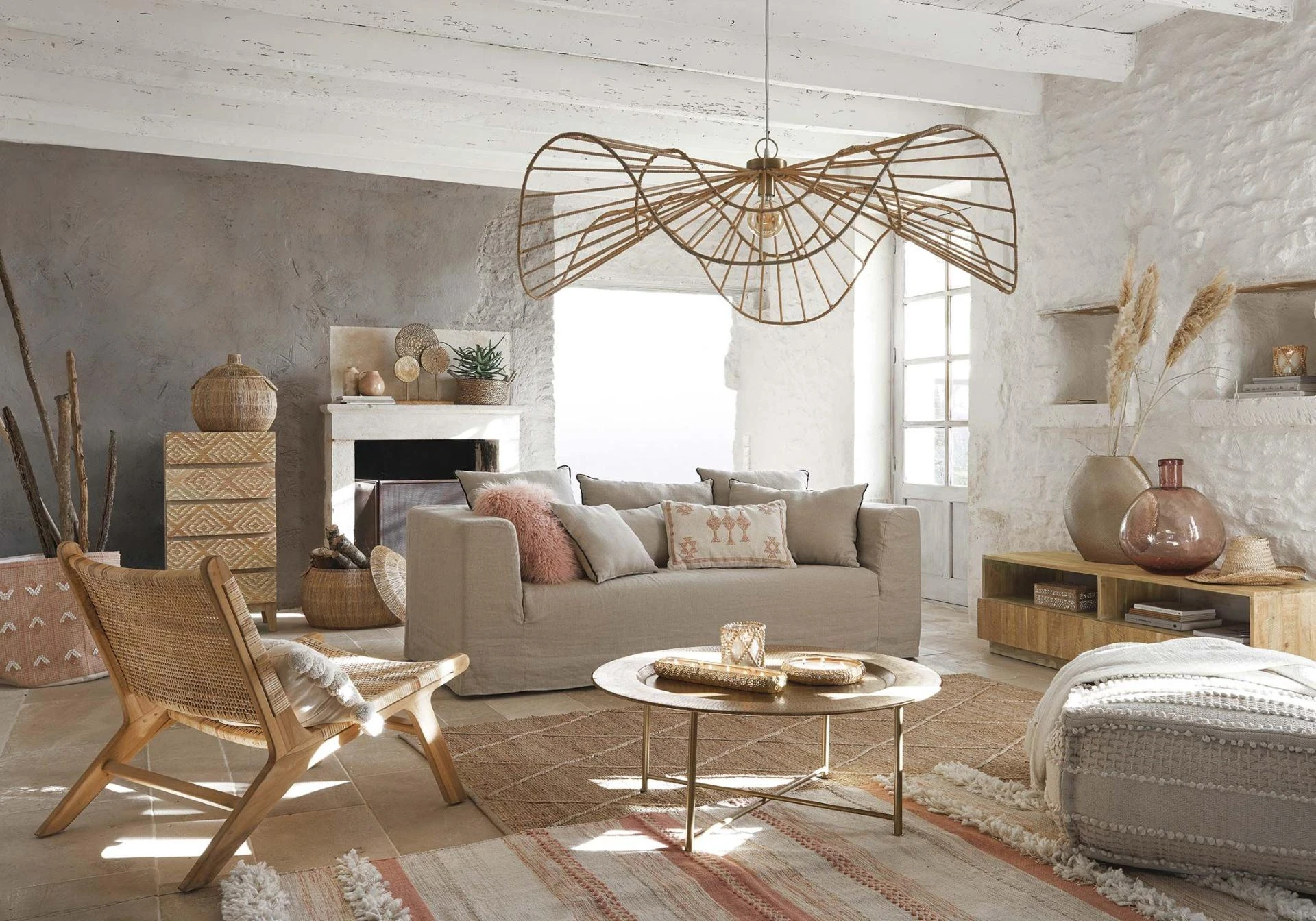 El aparato de Lidl que elimina la condensación del frio en la pared y los cristales