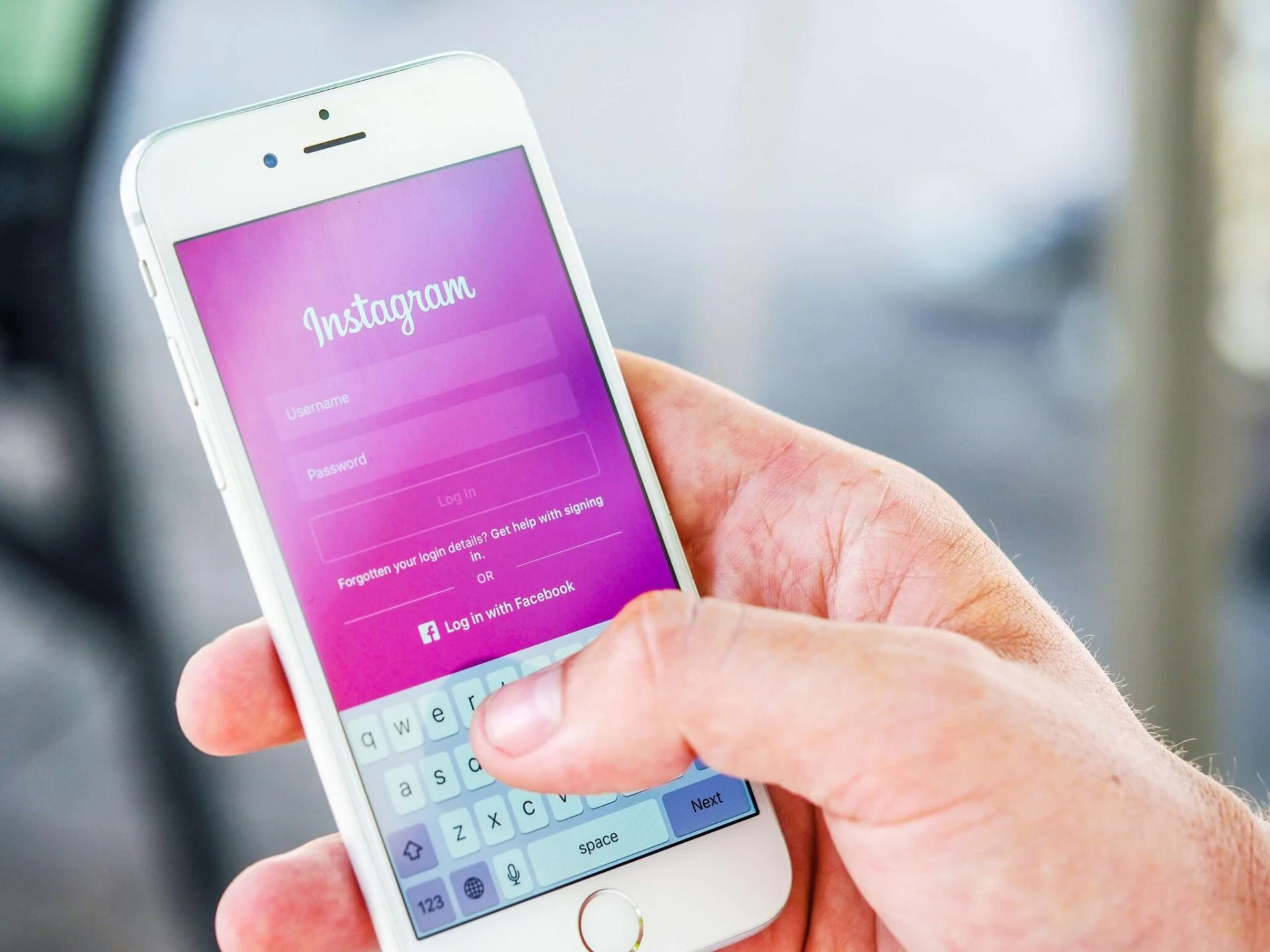 A Guide To Using Instagram Hashtags To Get More Engagement