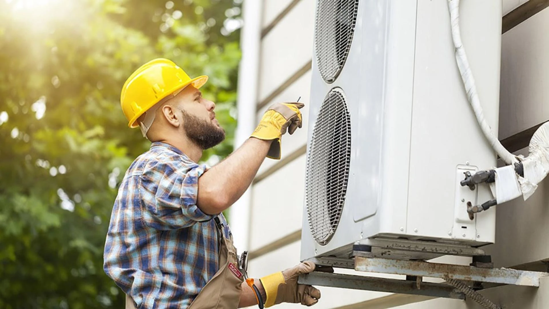 Air Conditioning Service Tips which will prevent Money