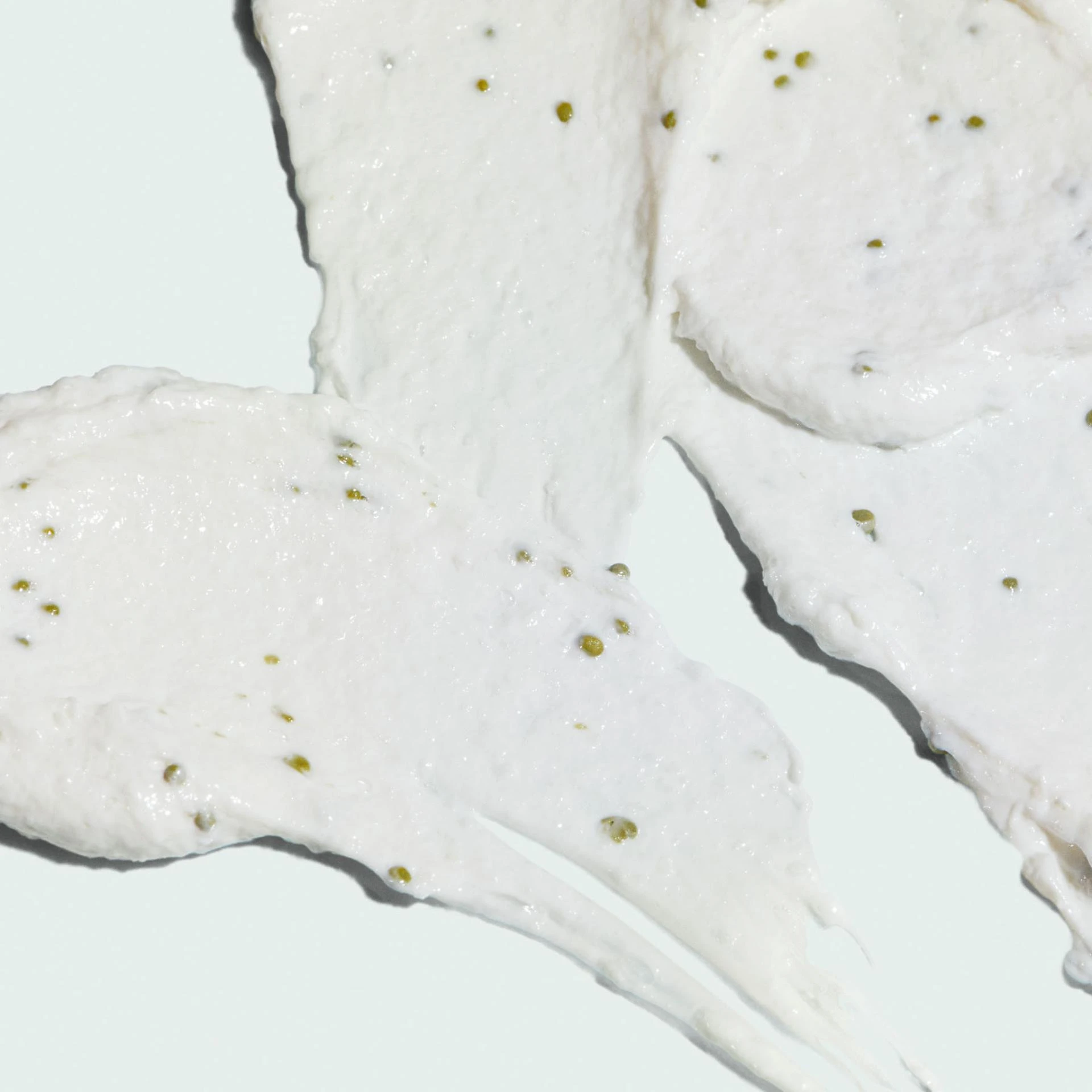 Cleansing vs. Exfoliating: What’s the Difference?