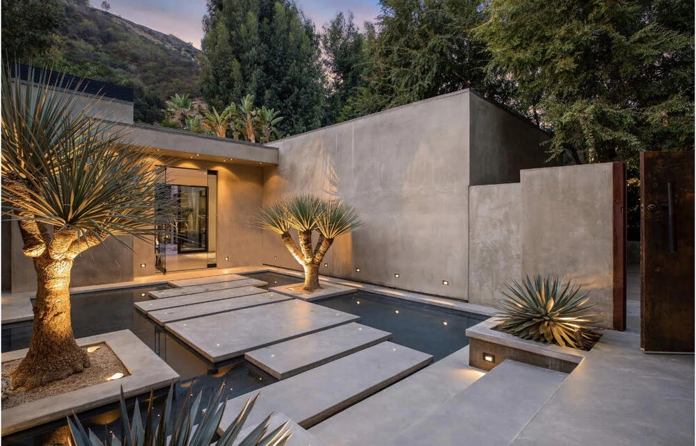 Why Microtopping Concrete Flooring Is So Beneficial: A Comprehensive Breakdown!