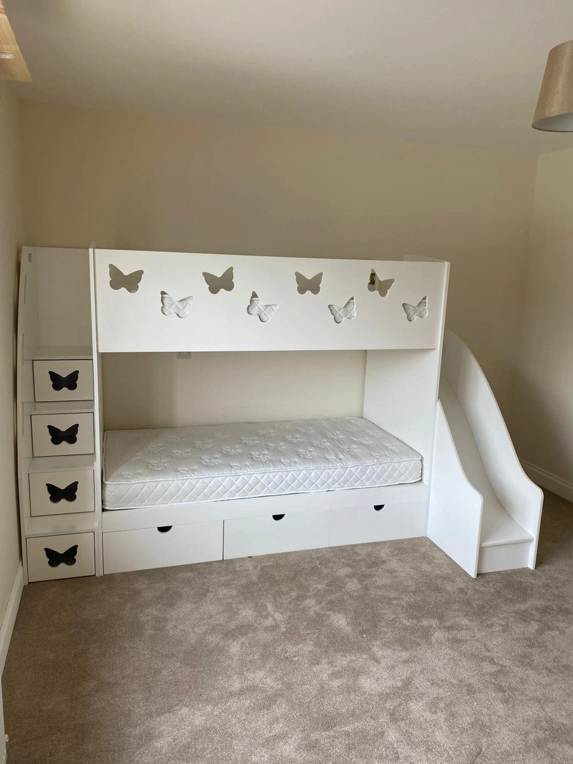 make your triple bunk bed more appealing