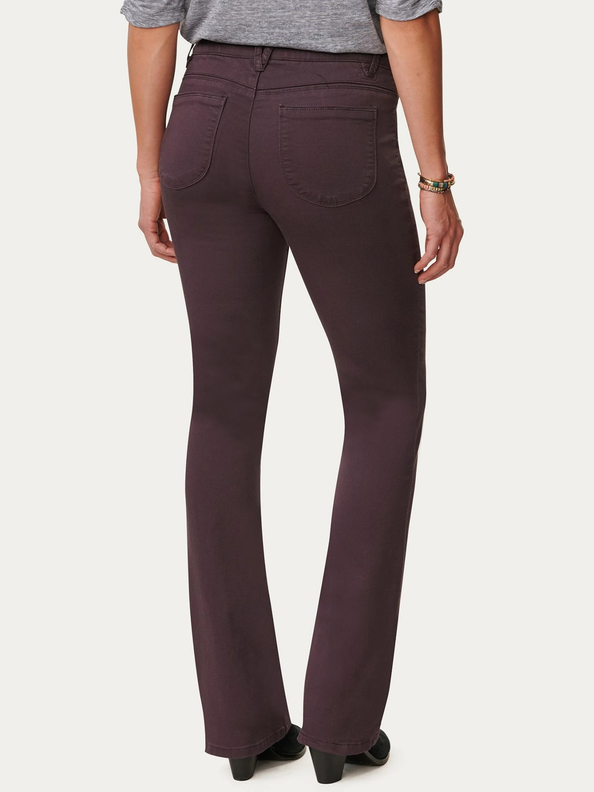 3 Ways to Spice Up Your Denim Collection for Fall and Winter