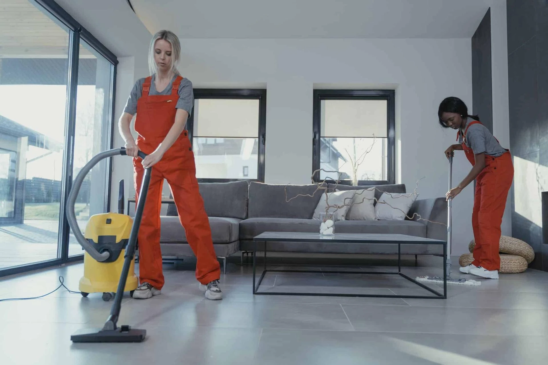 Technological Evolution in Commercial Cleaning: Advancements Shaping the Future
