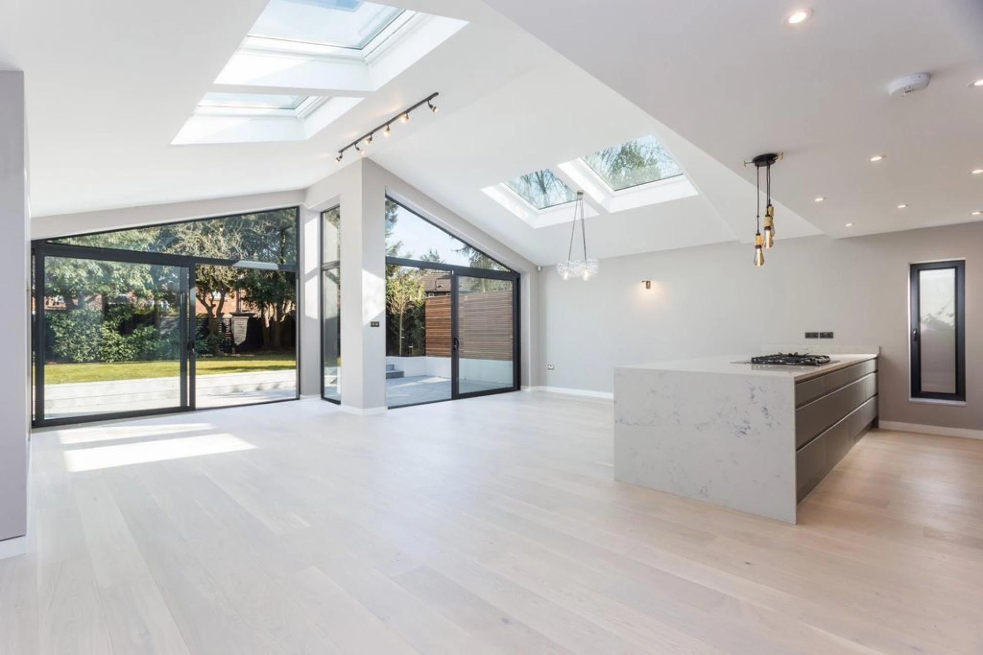 Elevate Your Space: Unique Bungalow Extension Ideas for a Stylish Home Transformation