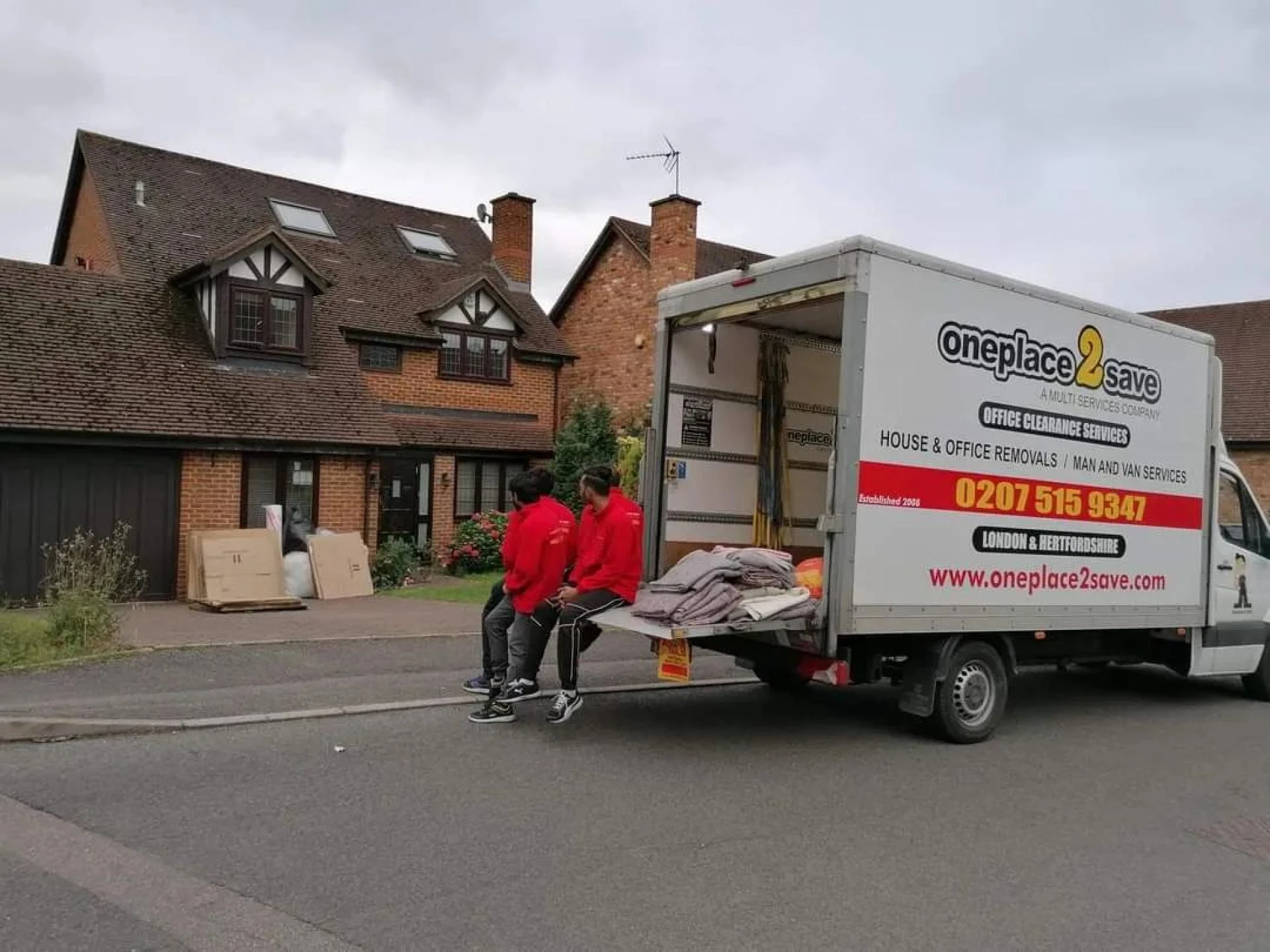 Opting the Most Reliable and Trustworthy Office Furniture Removal Service