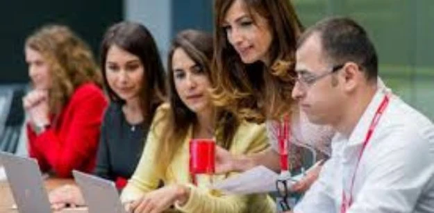 Why People Prefer Government Jobs Over Private Jobs?