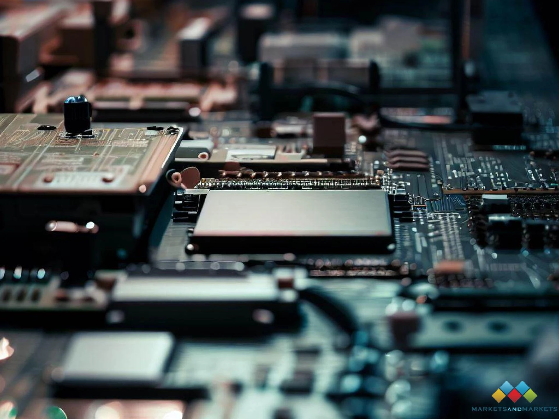 Unlocking the Potential of Parallel Programming in HPEC: Tools and Solutions