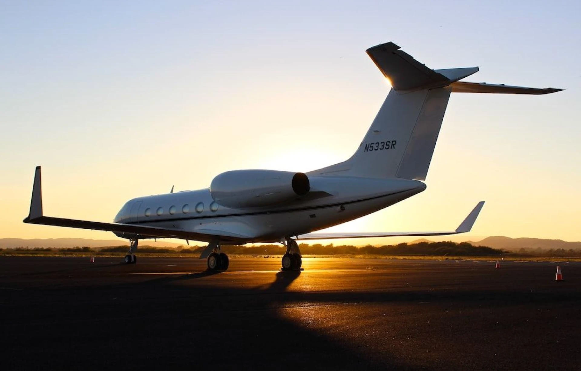 The Ultimate Freedom of Travel: Private Jet Charter Explained