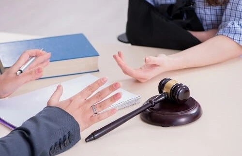 What You Need to Know About Hiring a Workers' Compensation Lawyer