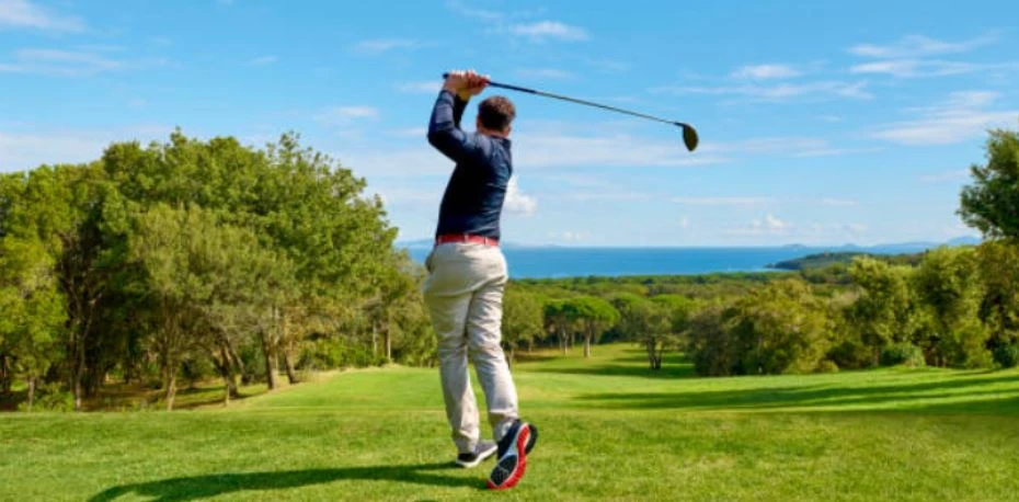 How Investing in a Golf Course Can Make You Happy