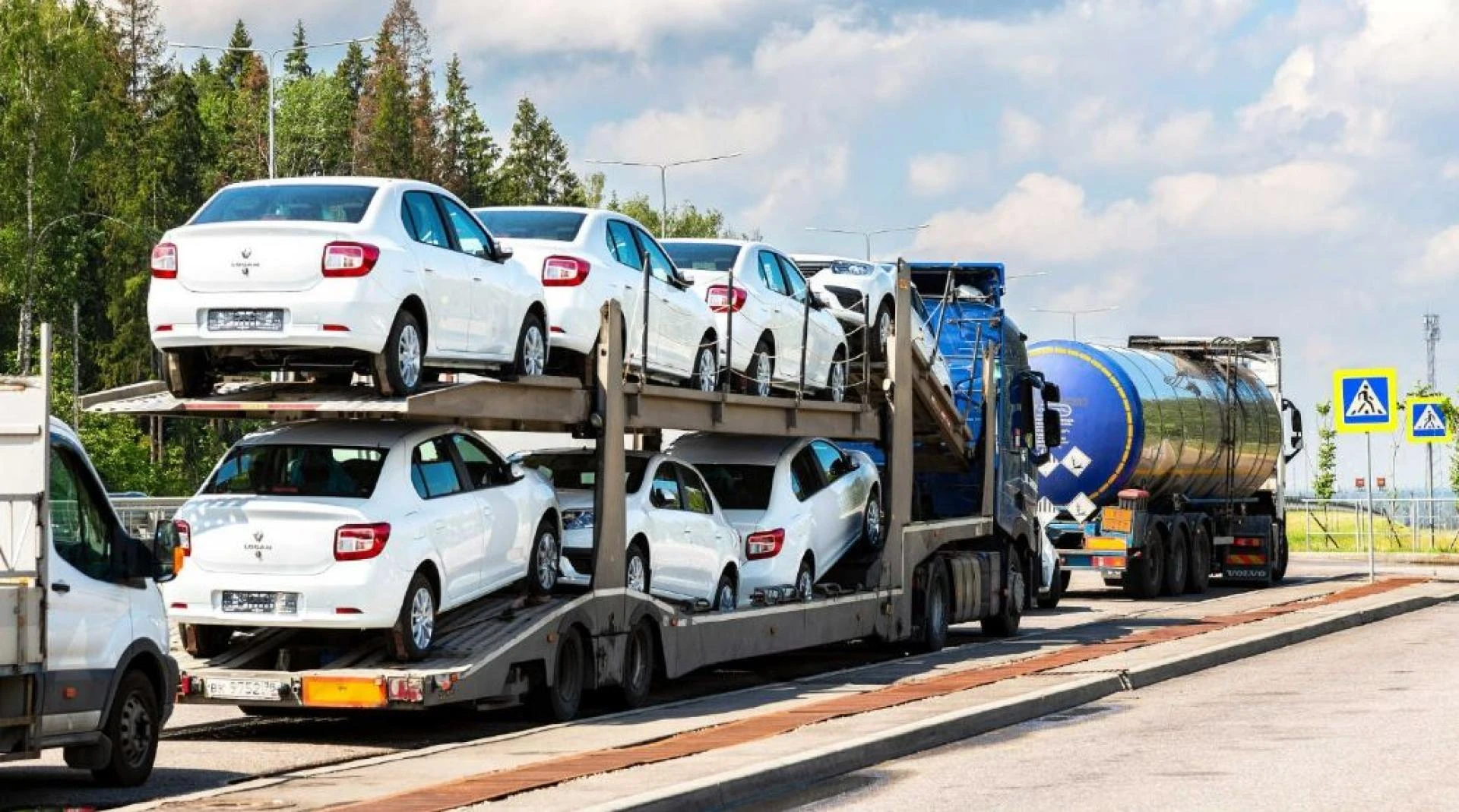International Car Shipping: Challenges and Solutions