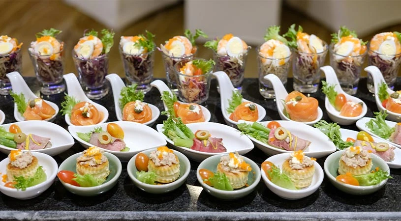 Exploring the Unique Flavors of Restaurants That Cater