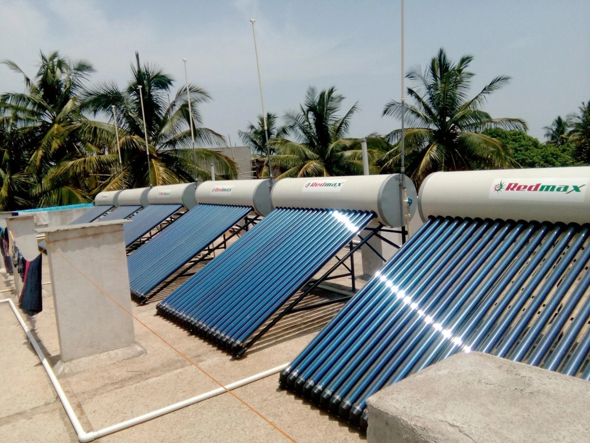 Solar Water Heater Price - What to Look For in a Solar Geyser ?