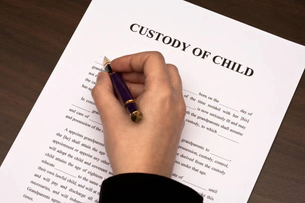 5 Common Mistakes to Avoid When Choosing a Child Custody Lawyer