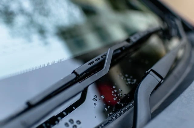 Essential Tips for Helping Windscreen Crack Repair