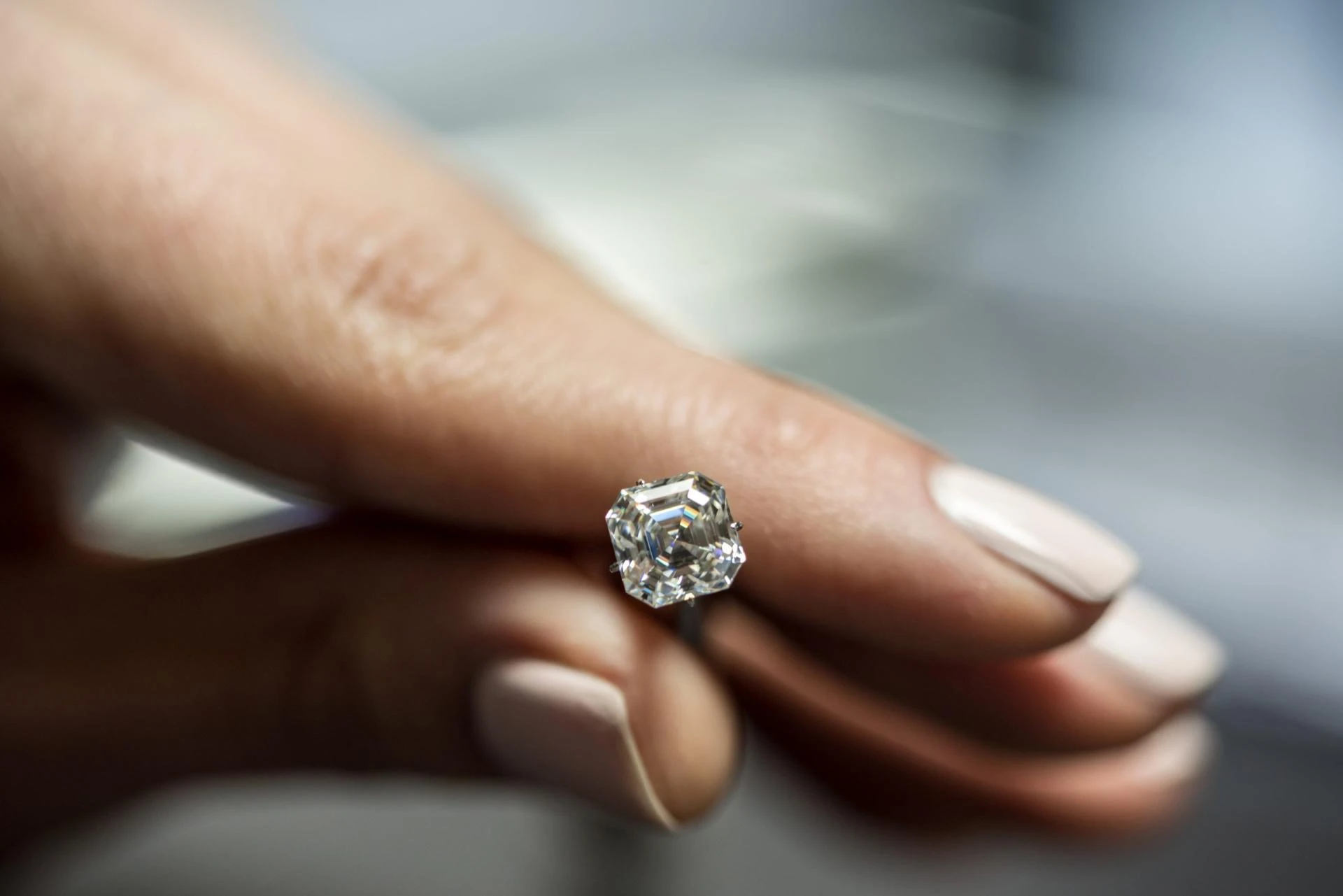 Auckland's Shimmering Revolution: Embracing the Brilliance of Lab Diamonds