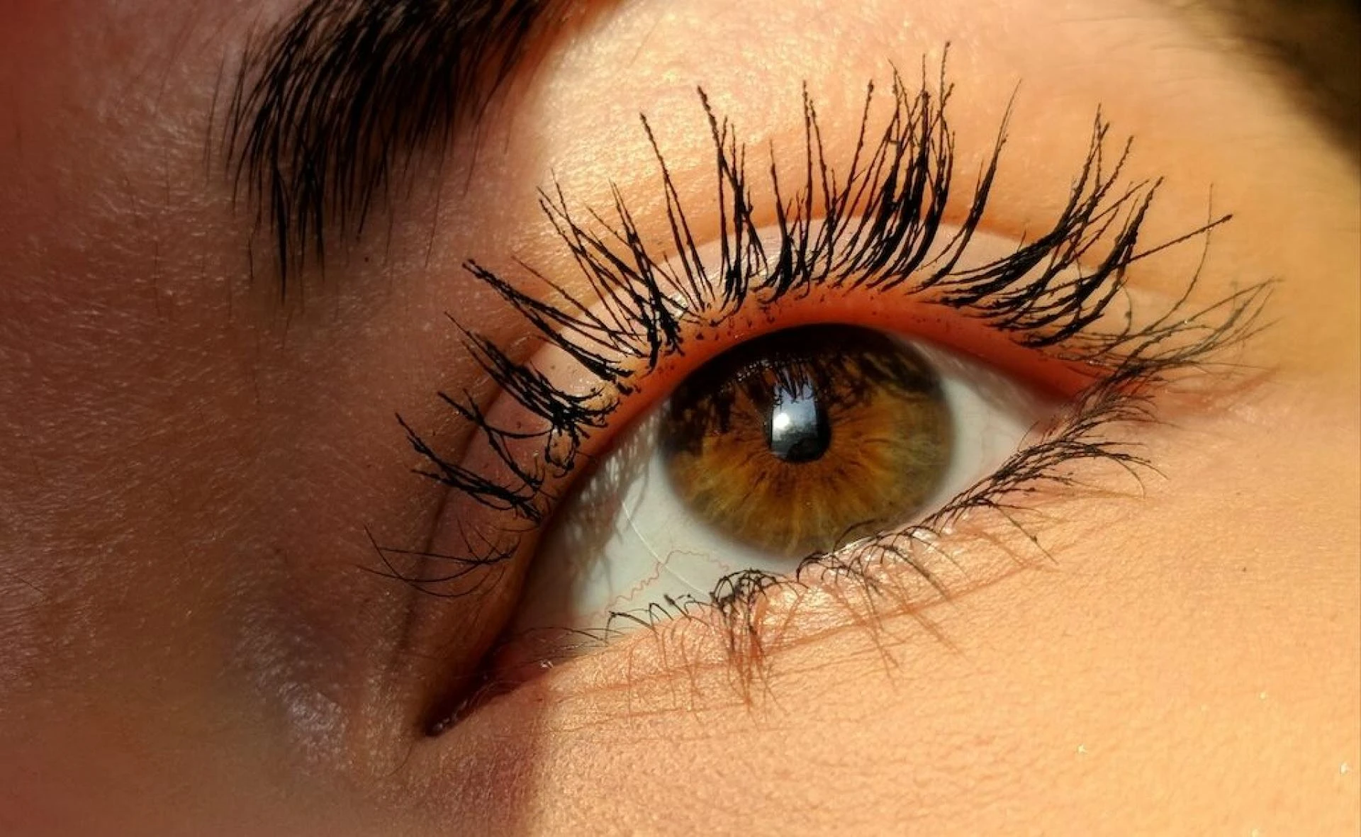 How Is The Lash Serum In Helpful In Your Lengthy Hair Growth?