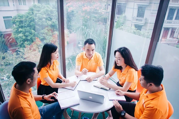 The various processes used in software product developments and their technology types