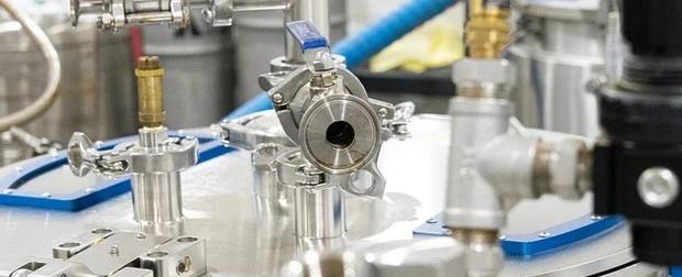 Differentiating between private CBD labels and "white" CBD labels