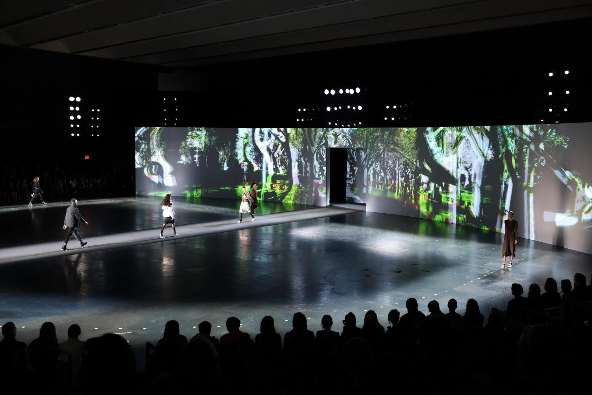 Tekashi 6ix9ine Debuts New Hair Makeover After Leaving Prison — Before & After Pics