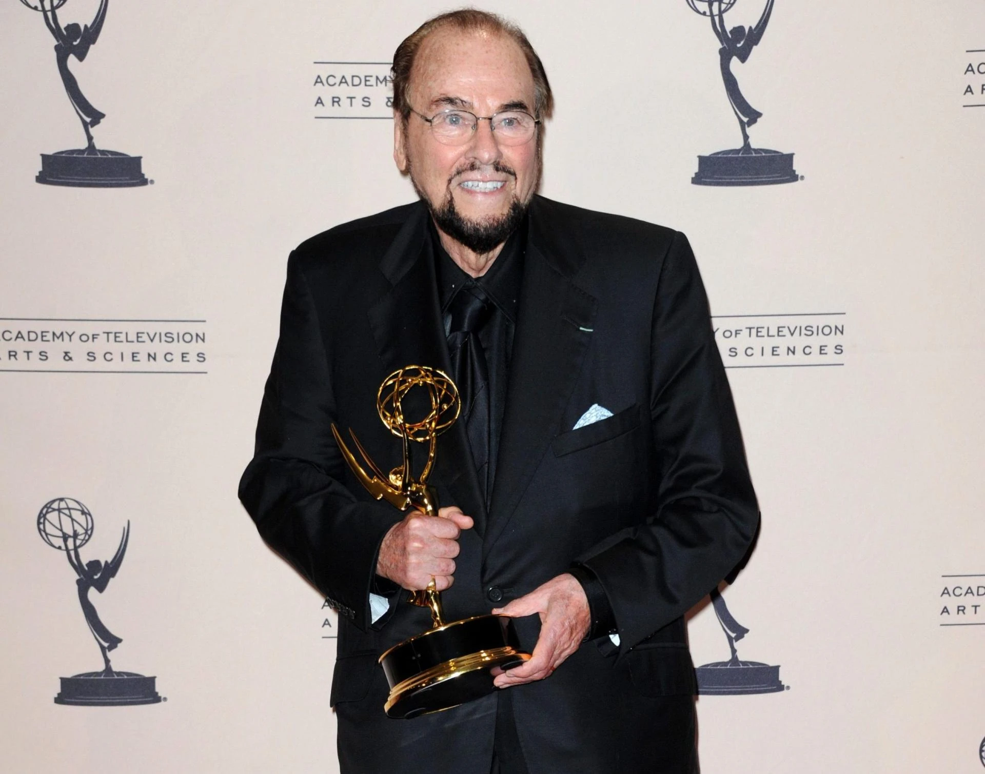 Carrie Underwood Admits She Only Ate 800 Calories A Day After Being Called ‘Fat’ On ‘American Idol’