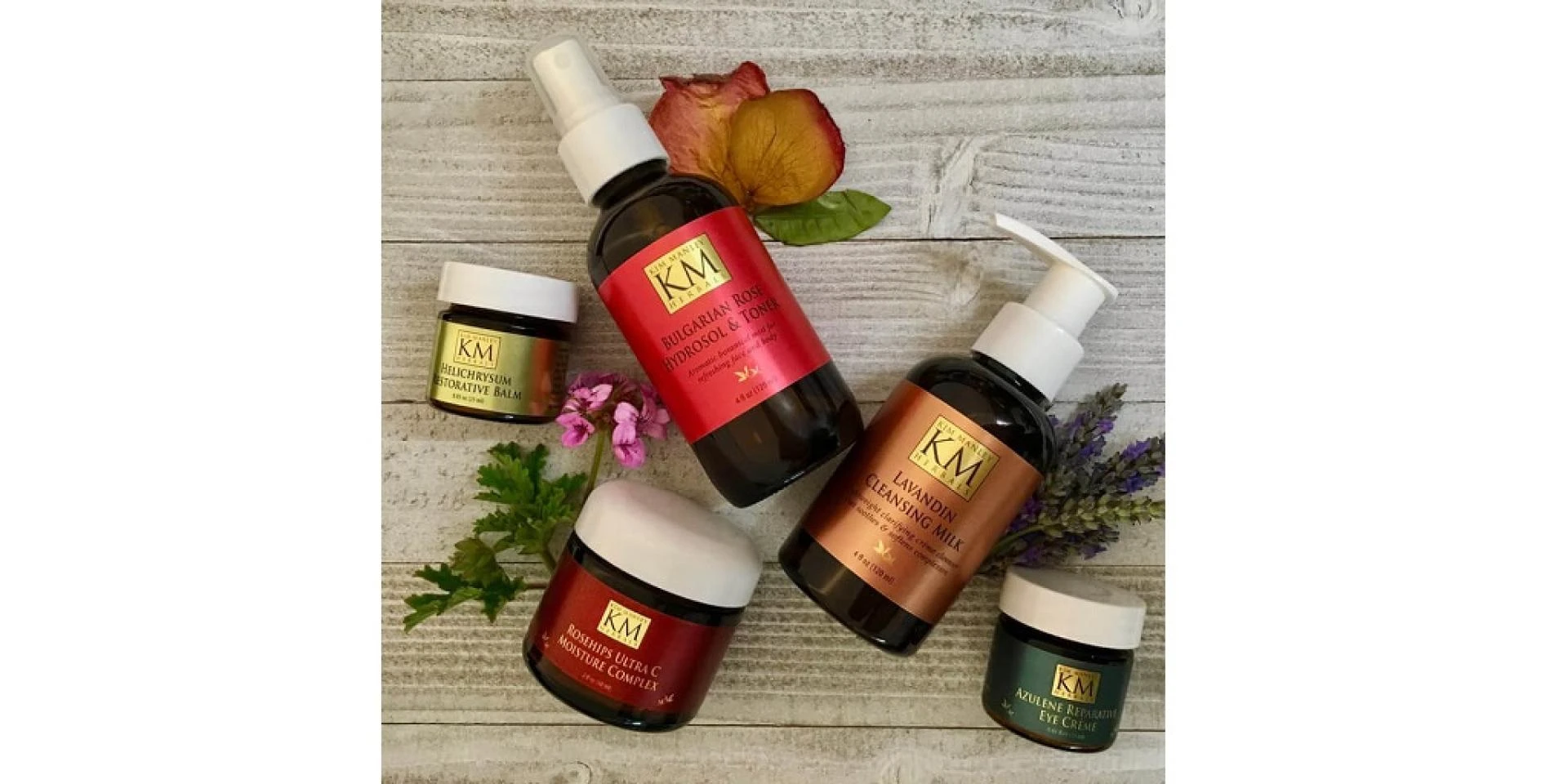 Why Use a Facial Cleanser in Your Daily Skincare Routine