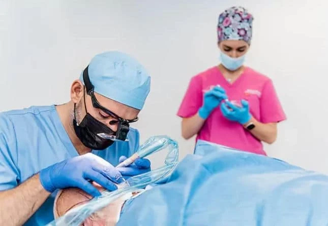 Female Vs Male Hair Transplant: Defining Differences