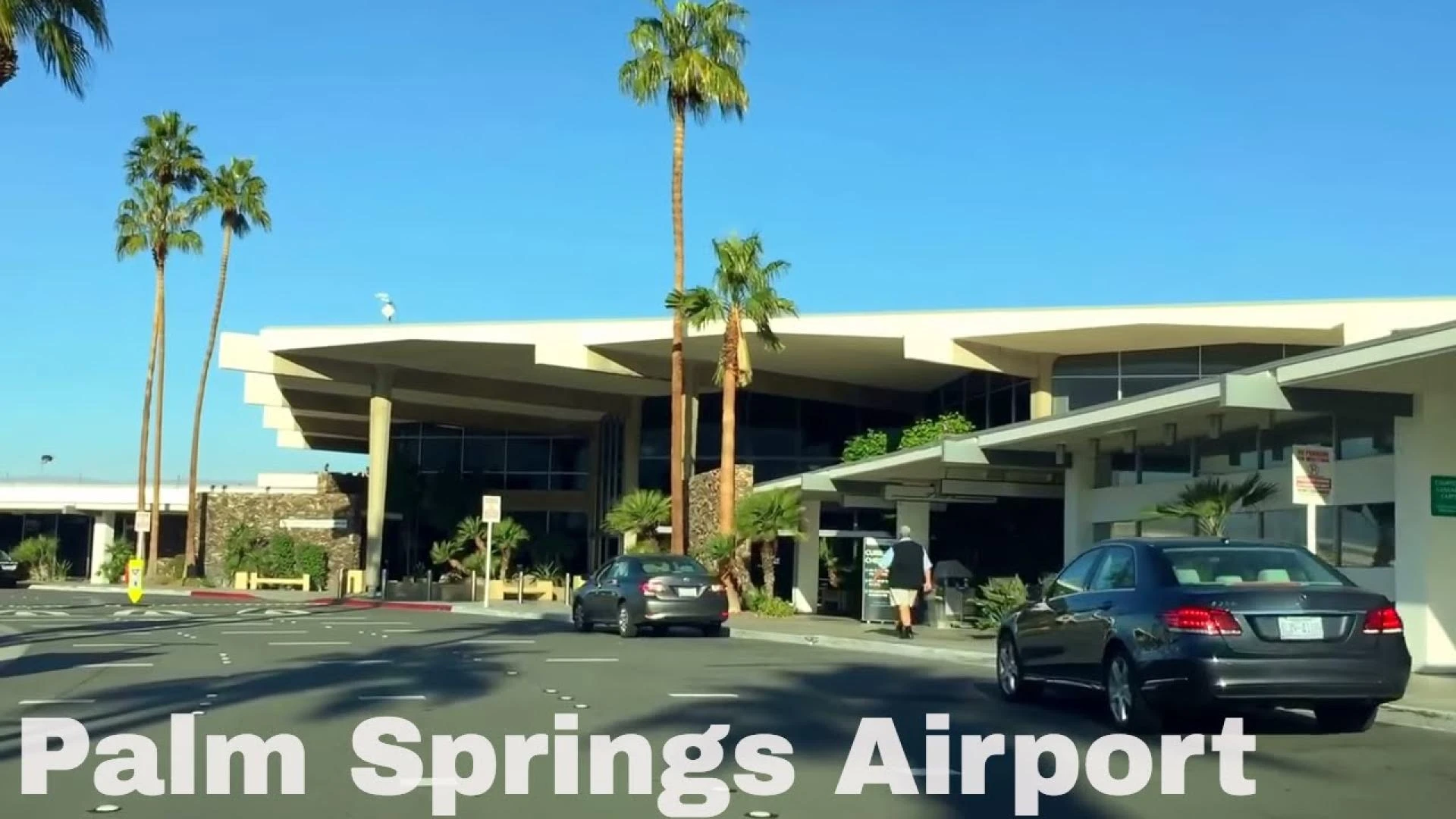 The Ease and Eelegance Palm Springs Airport Car Service Provide at Airport Transportation Service