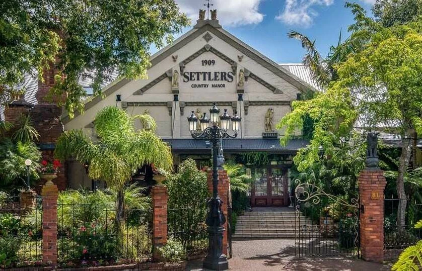 5 Tips for Planning a Garden Wedding