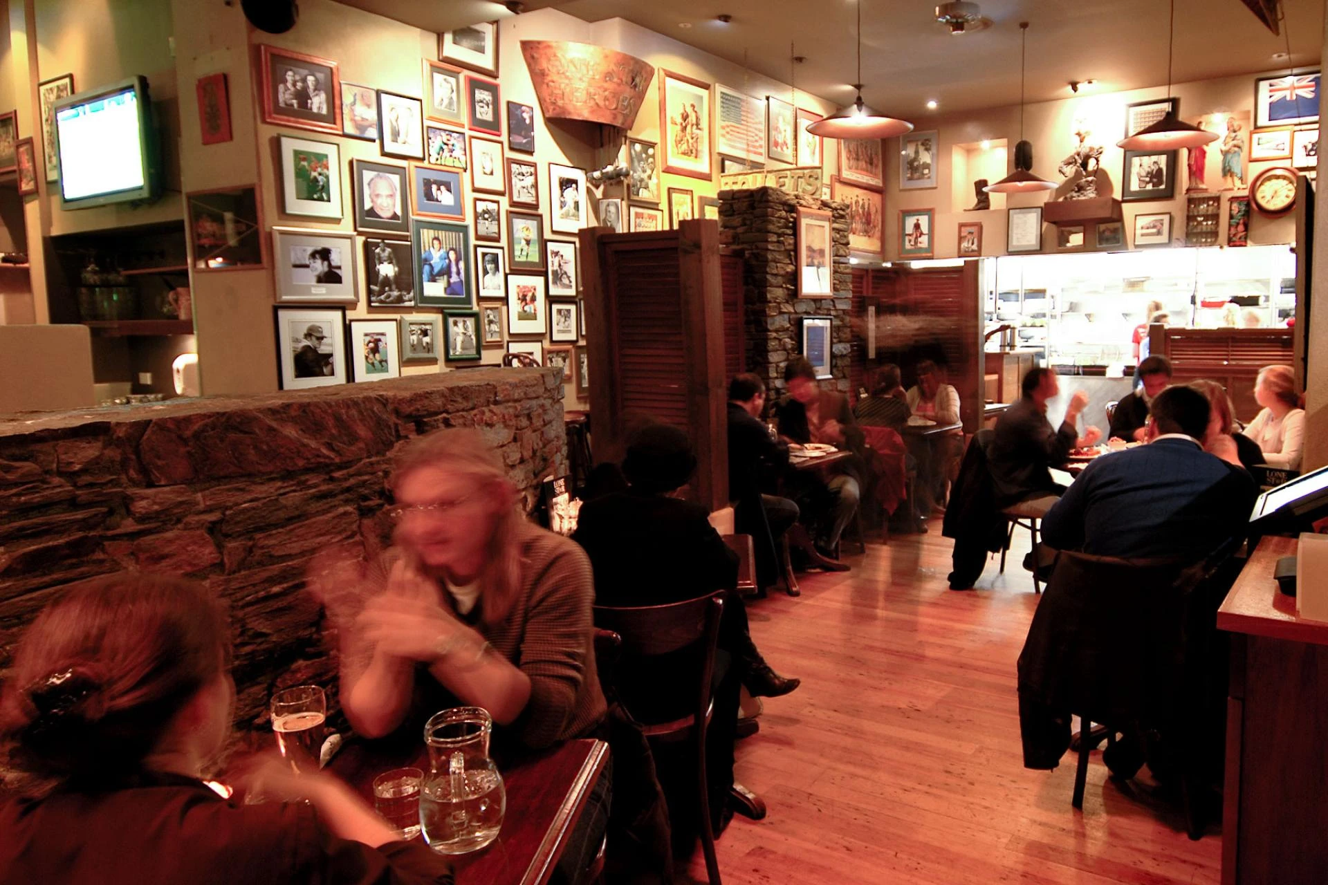 How To Choose The Right Wine In a Restaurant