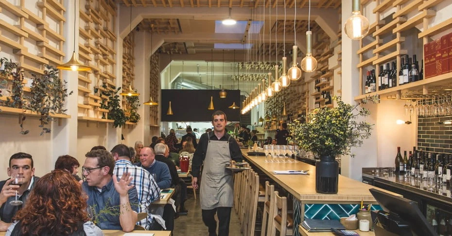 Role of Ambience in Choosing a Restaurant For Your Get-Together