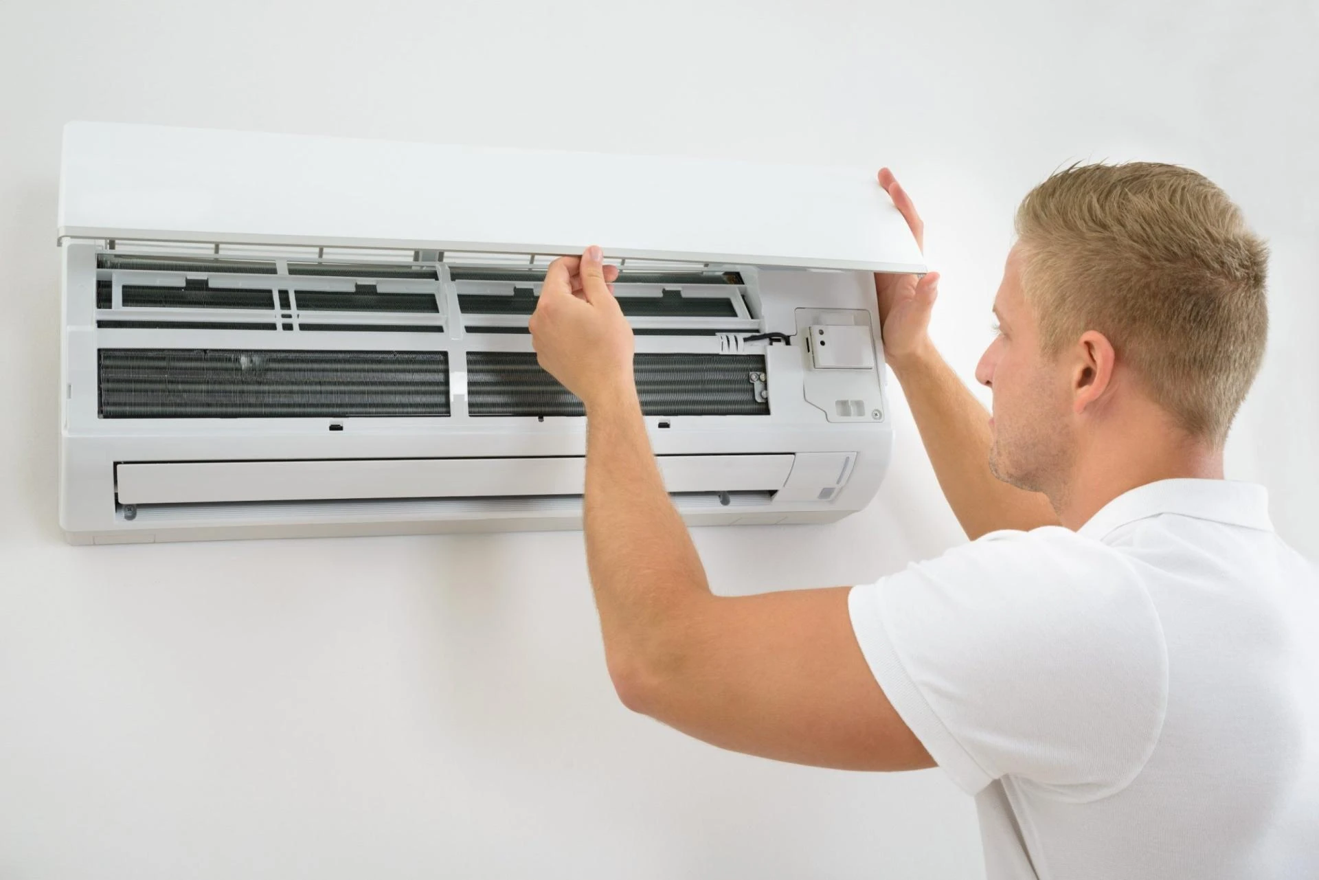Finding The Right Aircon Services In Singapore: Your Definitive Guide