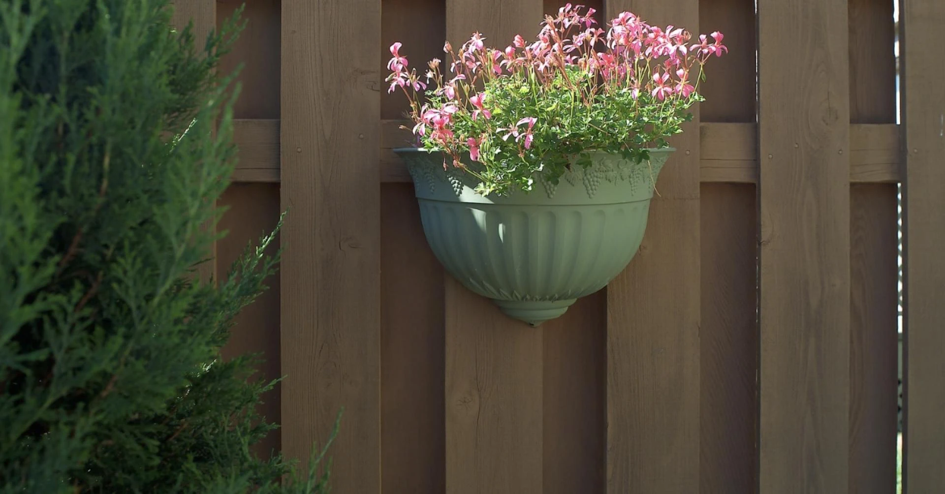 Privacy Fences for Urban Settings