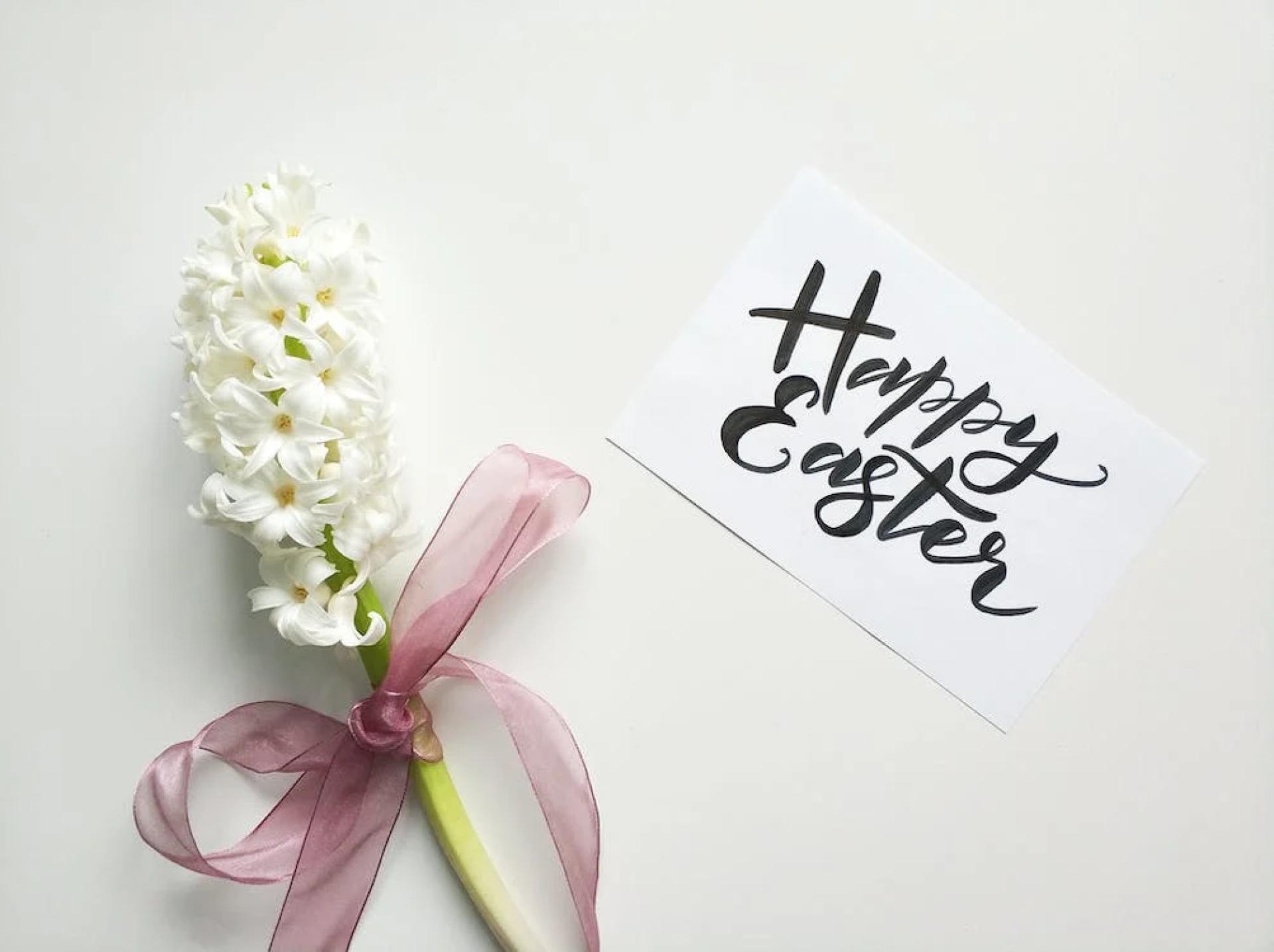 The Best Flowers for Easter decor