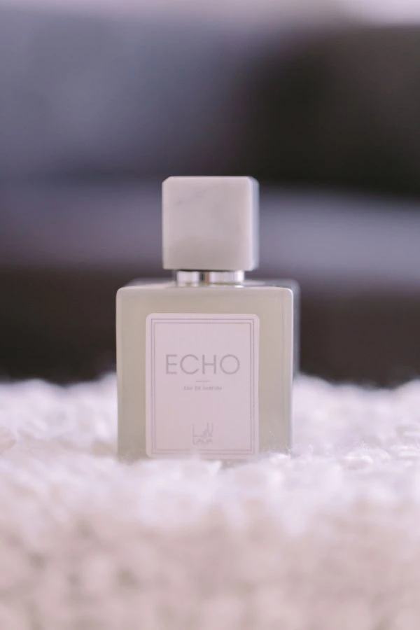 Buy Perfume Online: The Scent of a Perfect Shopping Experience